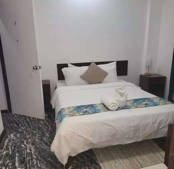 هتل Sunvilla Beachfront