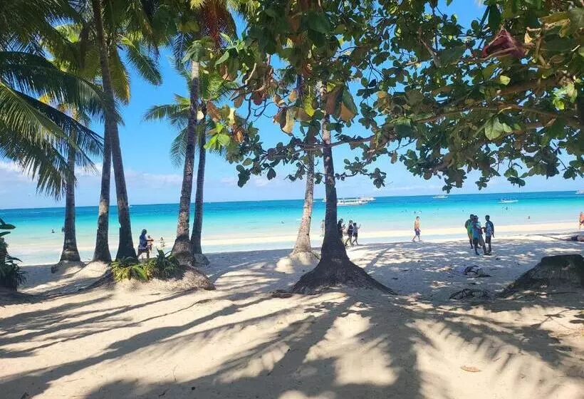 هتل Sunvilla Beachfront