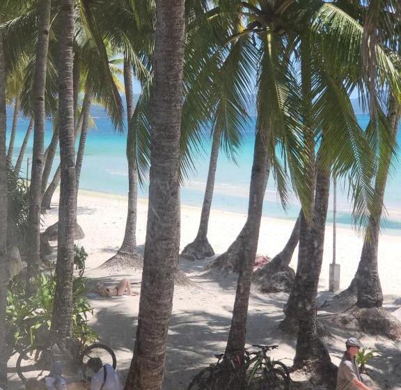 Hotel Sunvilla Beachfront