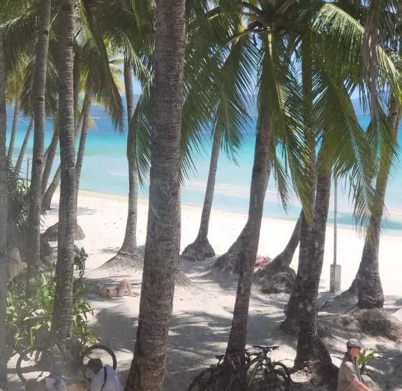 هتل Sunvilla Beachfront