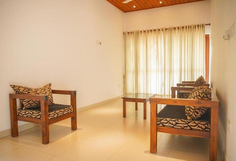 ペンション Back Packer S Oasis Unawatuna