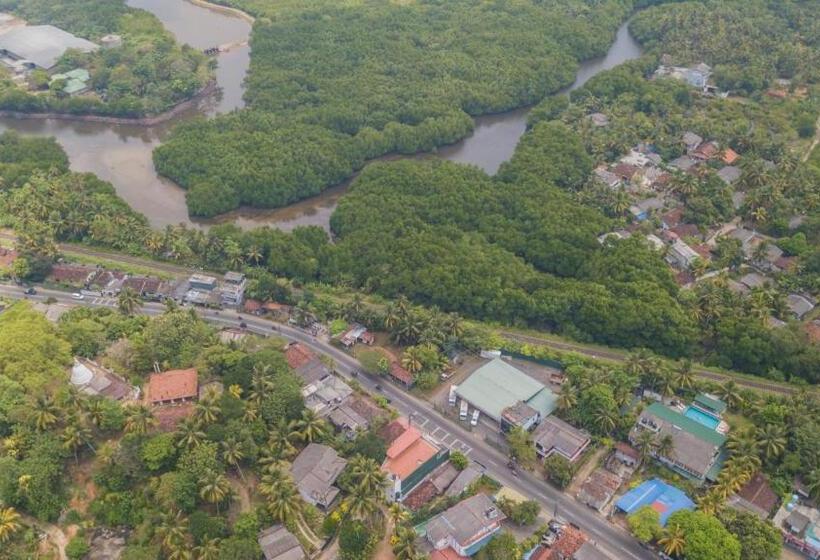 ペンション Back Packer S Oasis Unawatuna