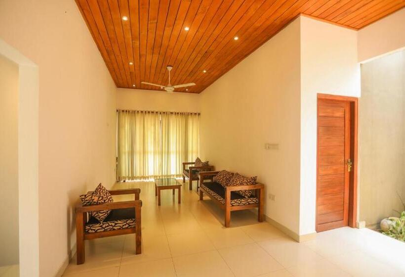 ペンション Back Packer S Oasis Unawatuna