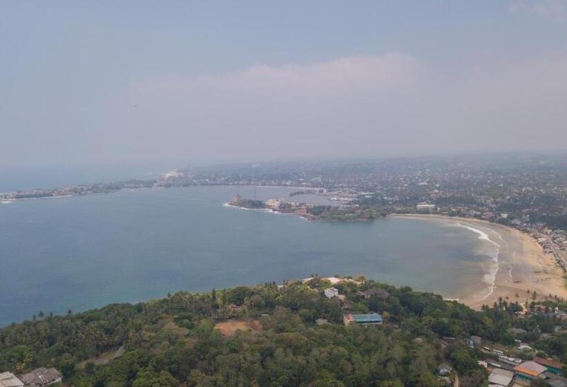 ペンション Back Packer S Oasis Unawatuna