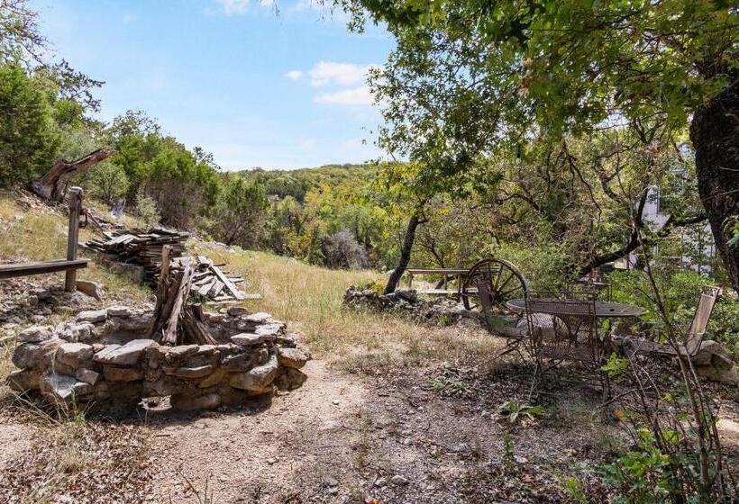 膳宿费 Big Fern Cabin