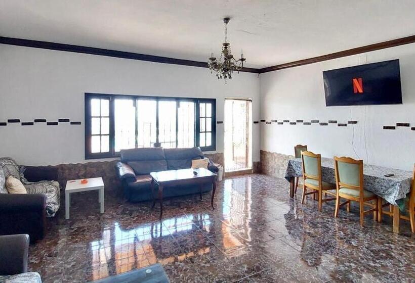 پانسیون Lanzarote Hostel