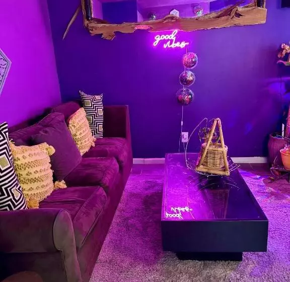 پانسیون Zen Life Oasis