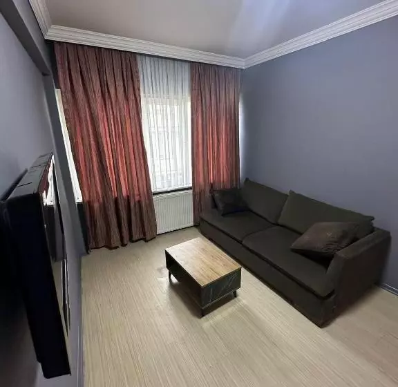 Uraz Suit Otel