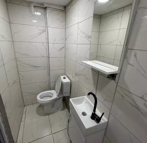 Uraz Suit Otel