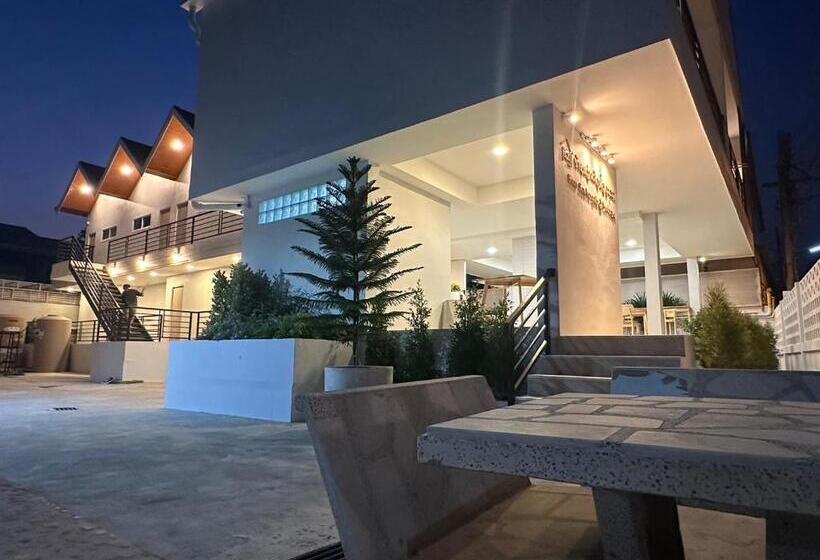 Bed and Breakfast บ้านสว่างศิลป์@อยุธยา Baan Sawhangsilp@ayutthaya