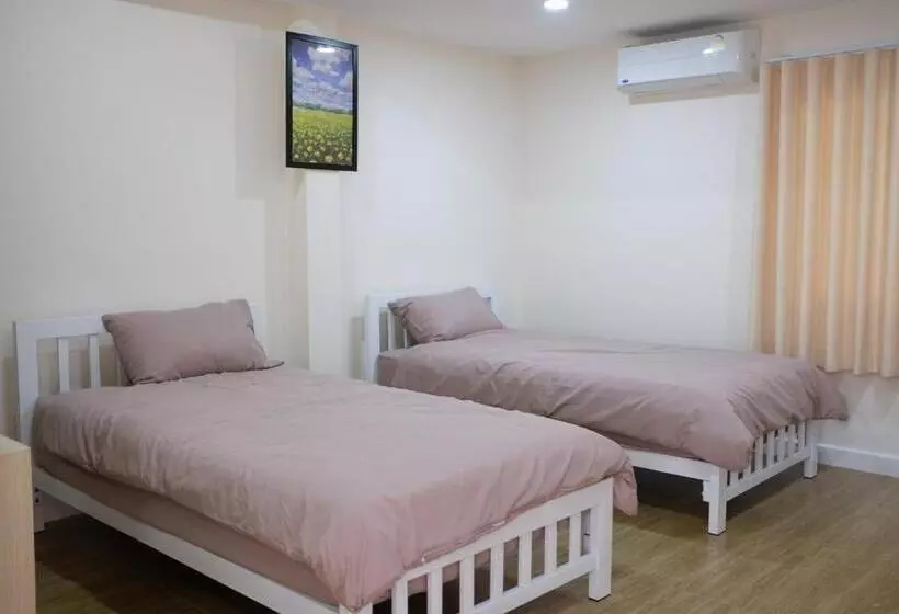 Aamiaismajoitus (B&B) บ้านสว่างศิลป์@อยุธยา Baan Sawhangsilp@ayutthaya