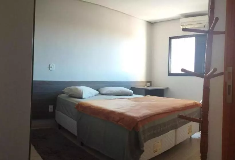 ベッドアンドブレックファースト Quarto Centro Dourados
