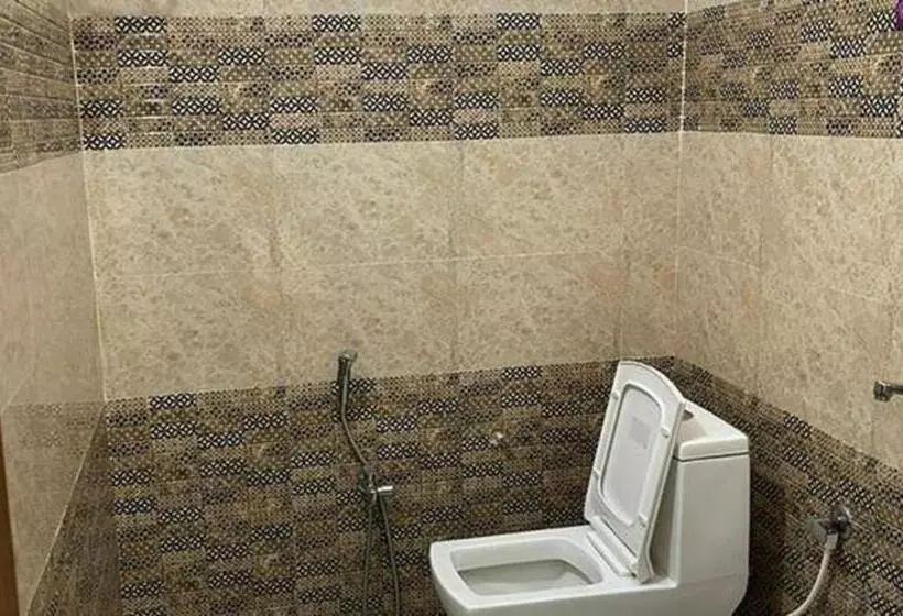 Fabhotel Downtown Residency