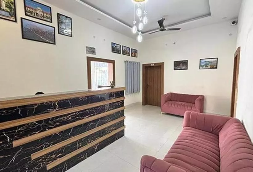 Fabhotel Downtown Residency