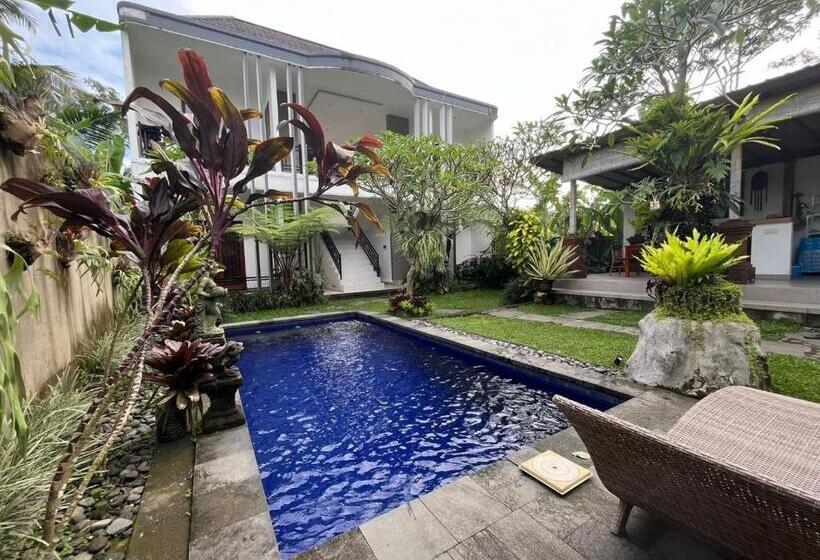 בית מלון כפרי Belvilla Abhinaya Central Ubud