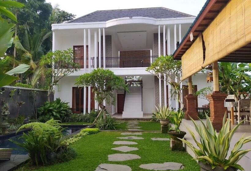 בית מלון כפרי Belvilla Abhinaya Central Ubud