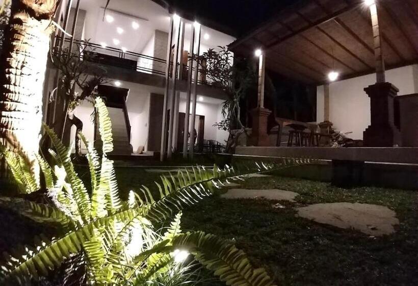 בית מלון כפרי Belvilla Abhinaya Central Ubud