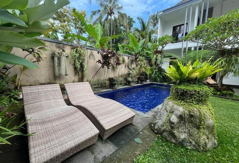 בית מלון כפרי Belvilla Abhinaya Central Ubud