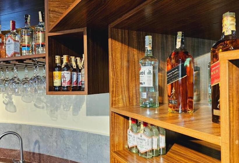 هتل Kaije Country Cottages