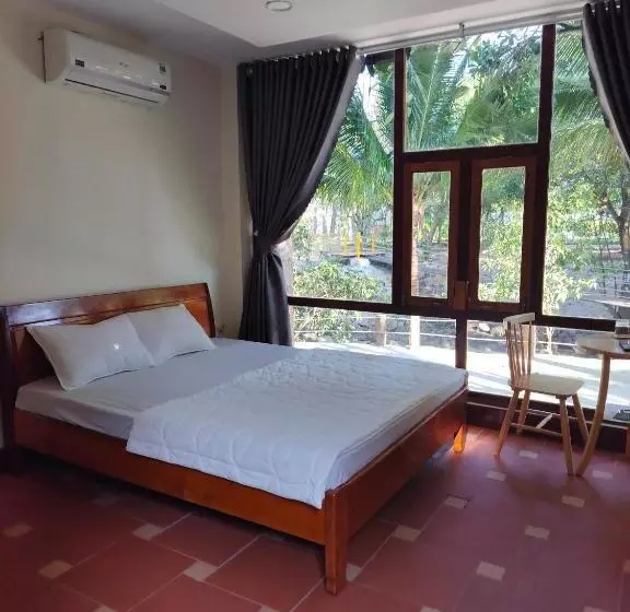 هتل Khu Du Lịch Suối Ong