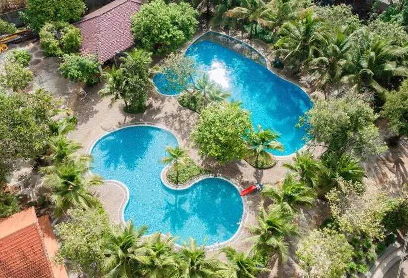 هتل Khu Du Lịch Suối Ong