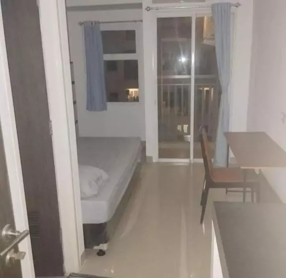 Hotelli Oyo 93833 Habitat Stay