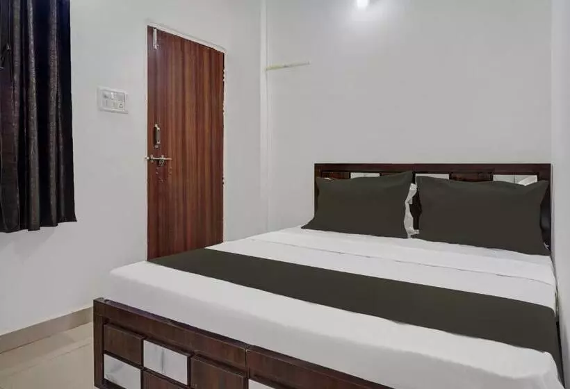 Hotelli Oyo Krishna Executive