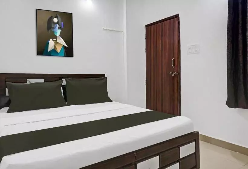 Hotelli Oyo Krishna Executive