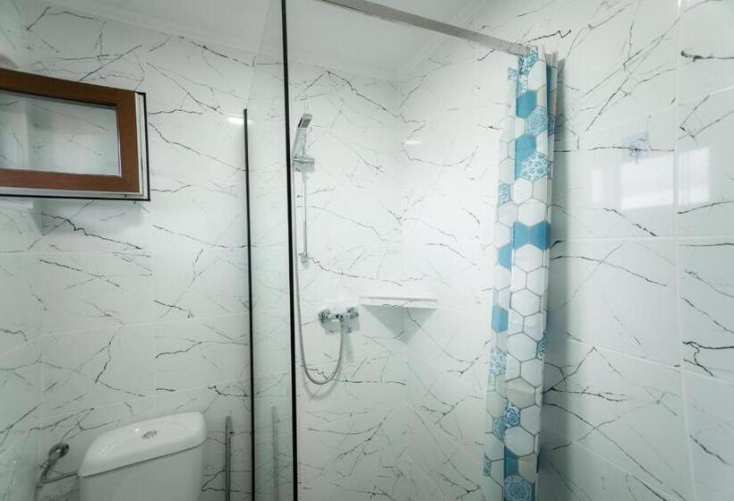 پانسیون 108 Villa