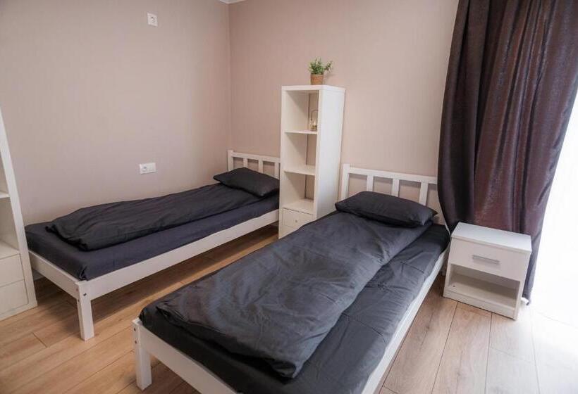 پانسیون 108 Villa