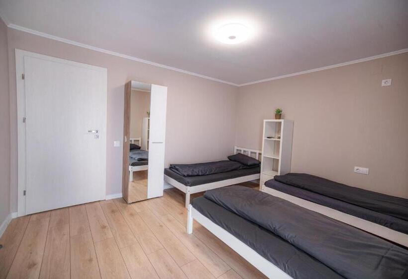 پانسیون 108 Villa