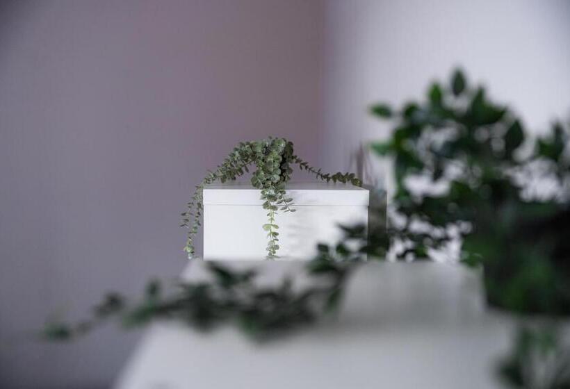 پانسیون 108 Villa