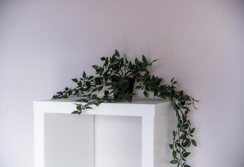 پانسیون 108 Villa