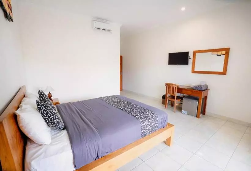 پانسیون Kayuma Catu Canggu
