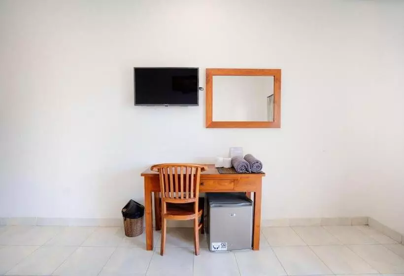 پانسیون Kayuma Catu Canggu