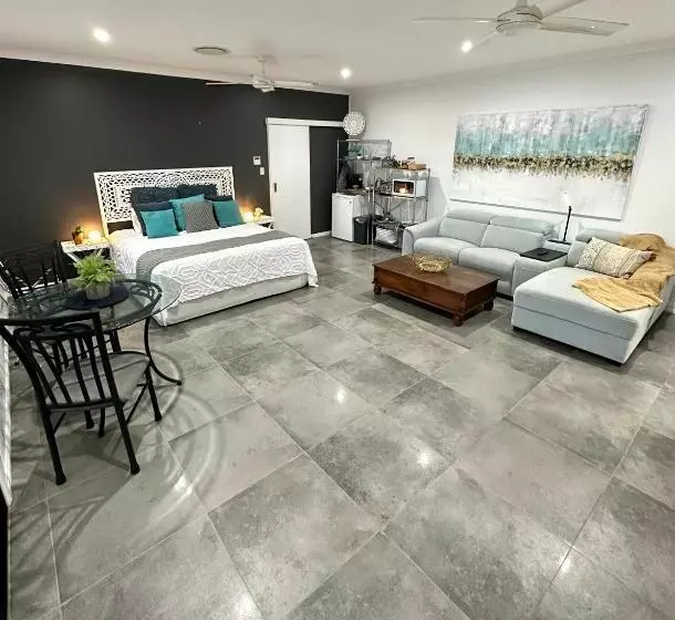 ペンション Large Studio In The Heart Of Hope Island & Sanctuary Cove