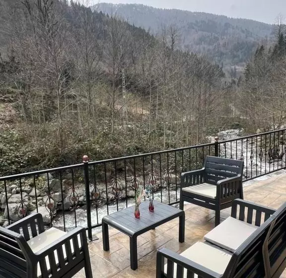 Aamiaismajoitus (B&B) Yazici Premium