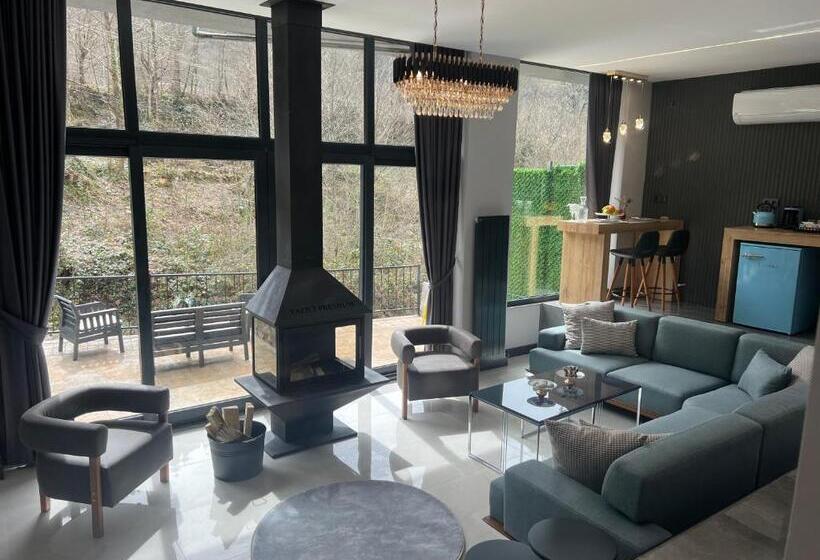 مبيت وإفطار Yazici Premium