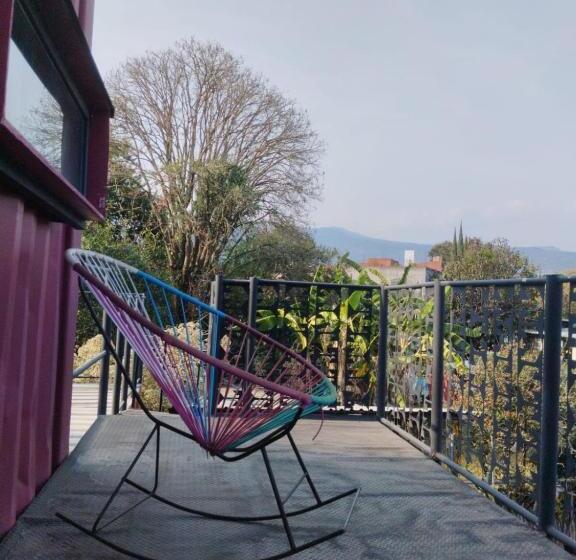 Hotel Containers Park