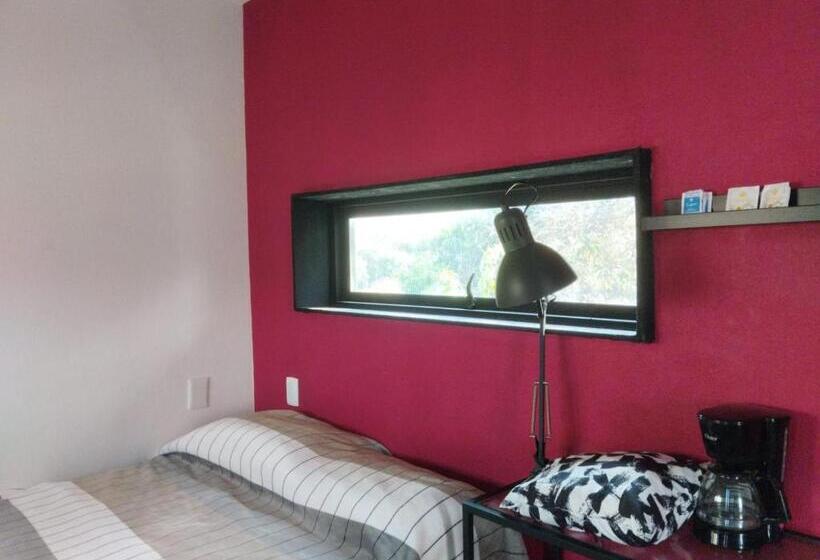 Hotel Containers Park