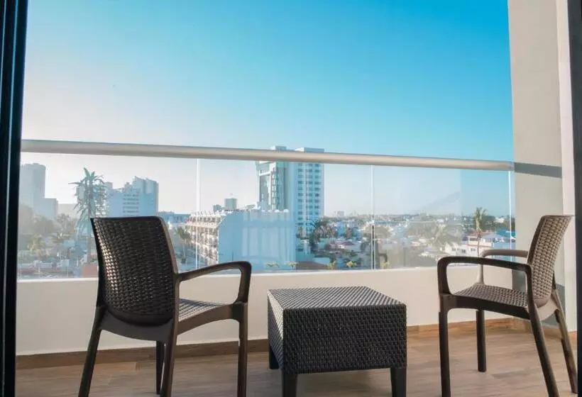 هتل High Garden Grand