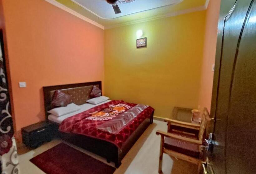 Отель Kdc Retreat