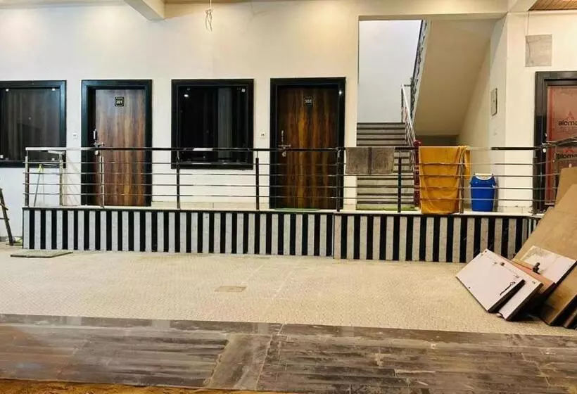 Hotel Raj Krishanam