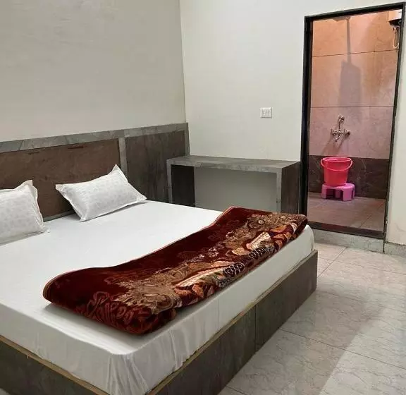 Hotel Raj Krishanam