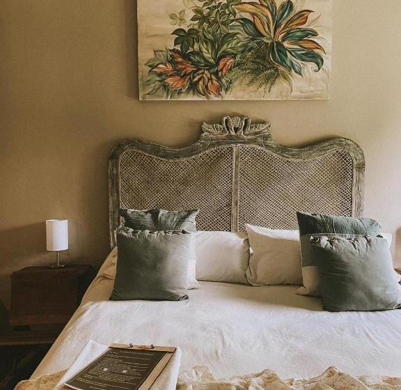 La Pedrera Hotel Boutique, Raco