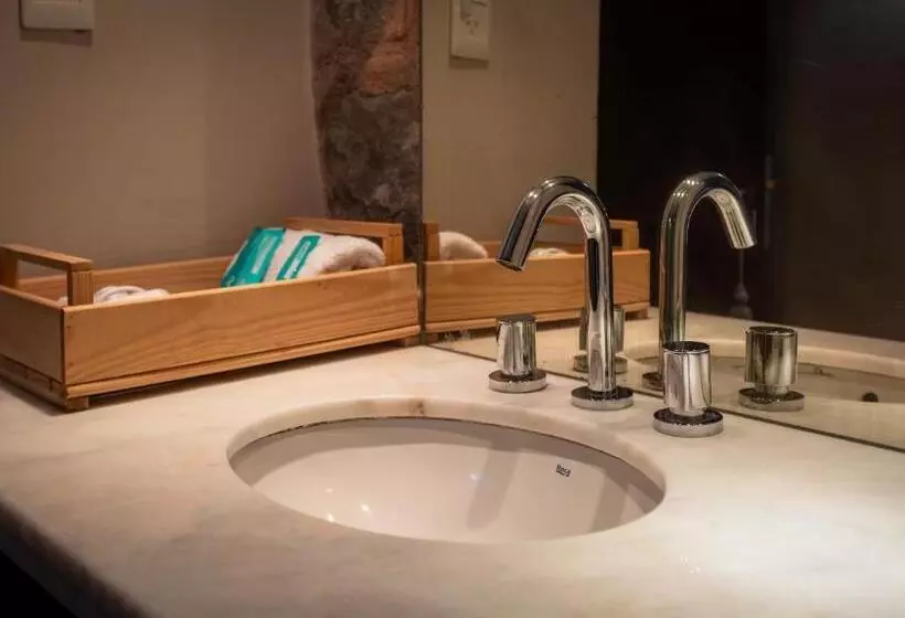 La Pedrera Hotel Boutique, Raco