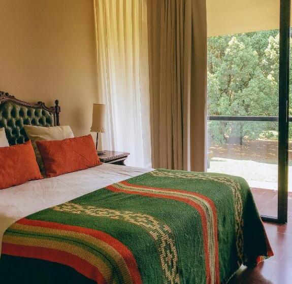 La Pedrera Hotel Boutique, Raco