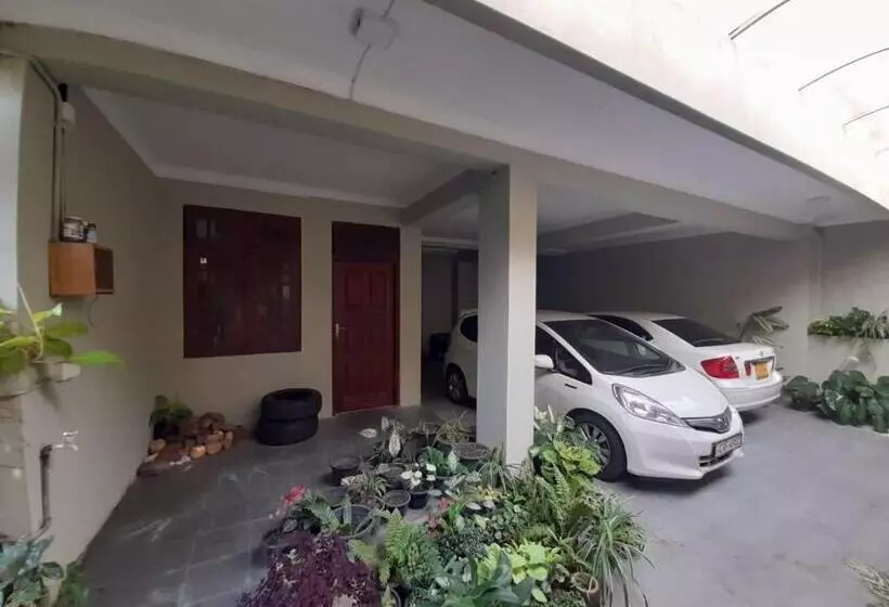 Majatalo Bellwood Residence
