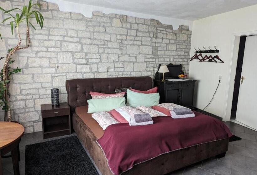 ペンション Gasthaus Alt Freyburg