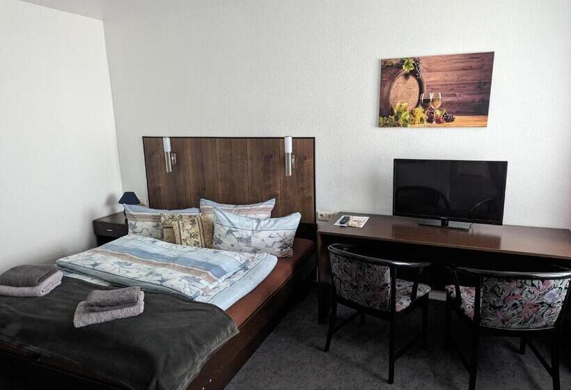 ペンション Gasthaus Alt Freyburg